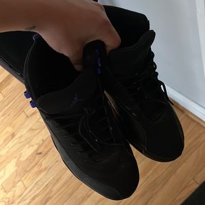 jordan 12s size 8.5 used for like 2 months barley wore good condition